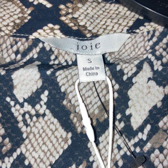 NWT Joie Talin Snakeskin Print Chiffon Blouse in Porcelain - Picture 5 of 6